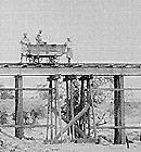 Chemin de fer du Haut Sénégal : le viaduc de Paparaka,  photographie de la Mission Borgnis-Desbordes au Sénégal et au Soudan en 1883, Société de géographie